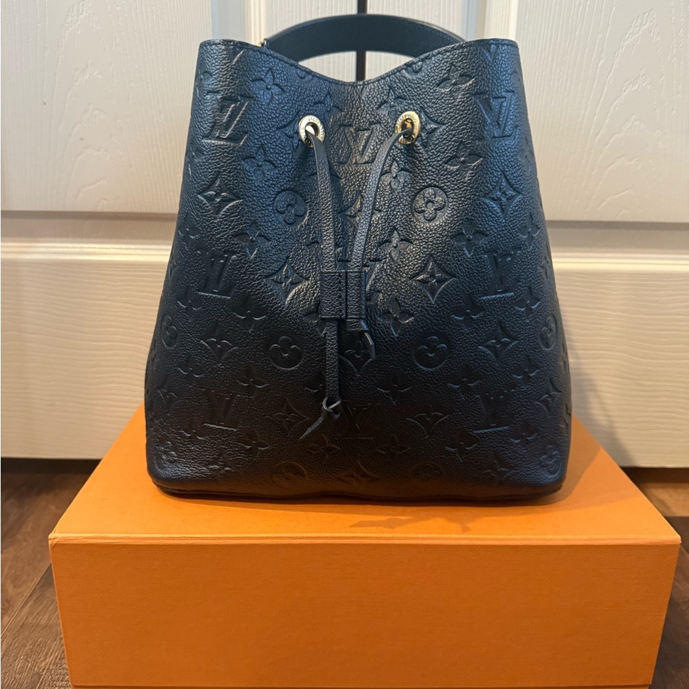 Louis Vuitton NeoNoe Black Monogram Empreinte Leather Bag - Picture 2 of 9